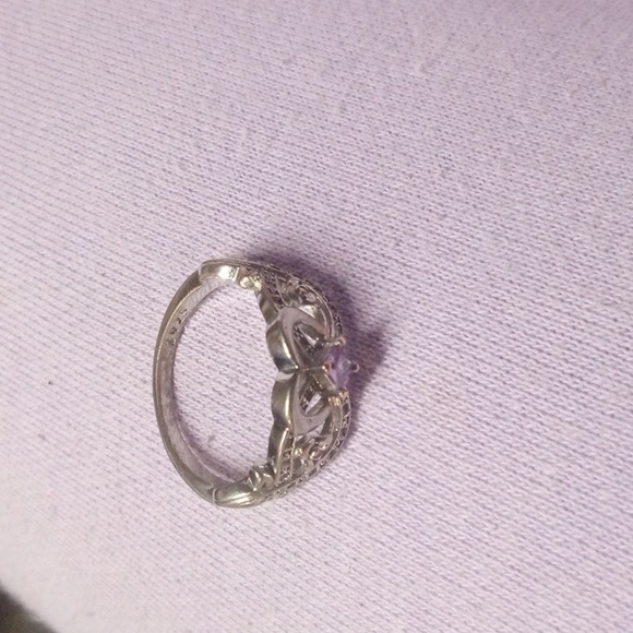 Ring - Picture 2 of 8